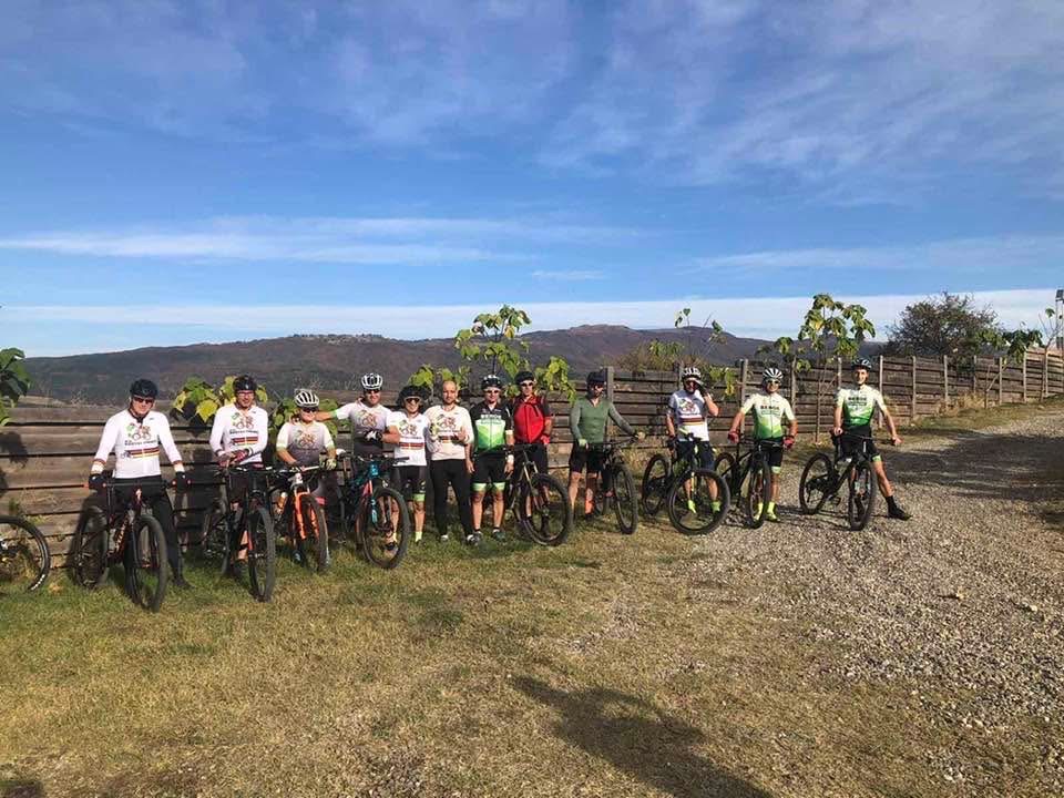 Вело турове и велосипеди под наем - активност в Базов Лагер Стрелча